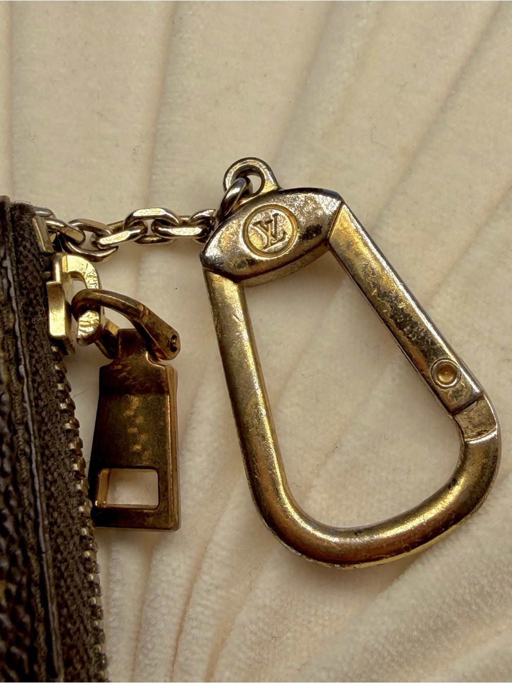 Louis Vuitton Vintage Brown Monogram Key Pouch - Picture 2 of 10